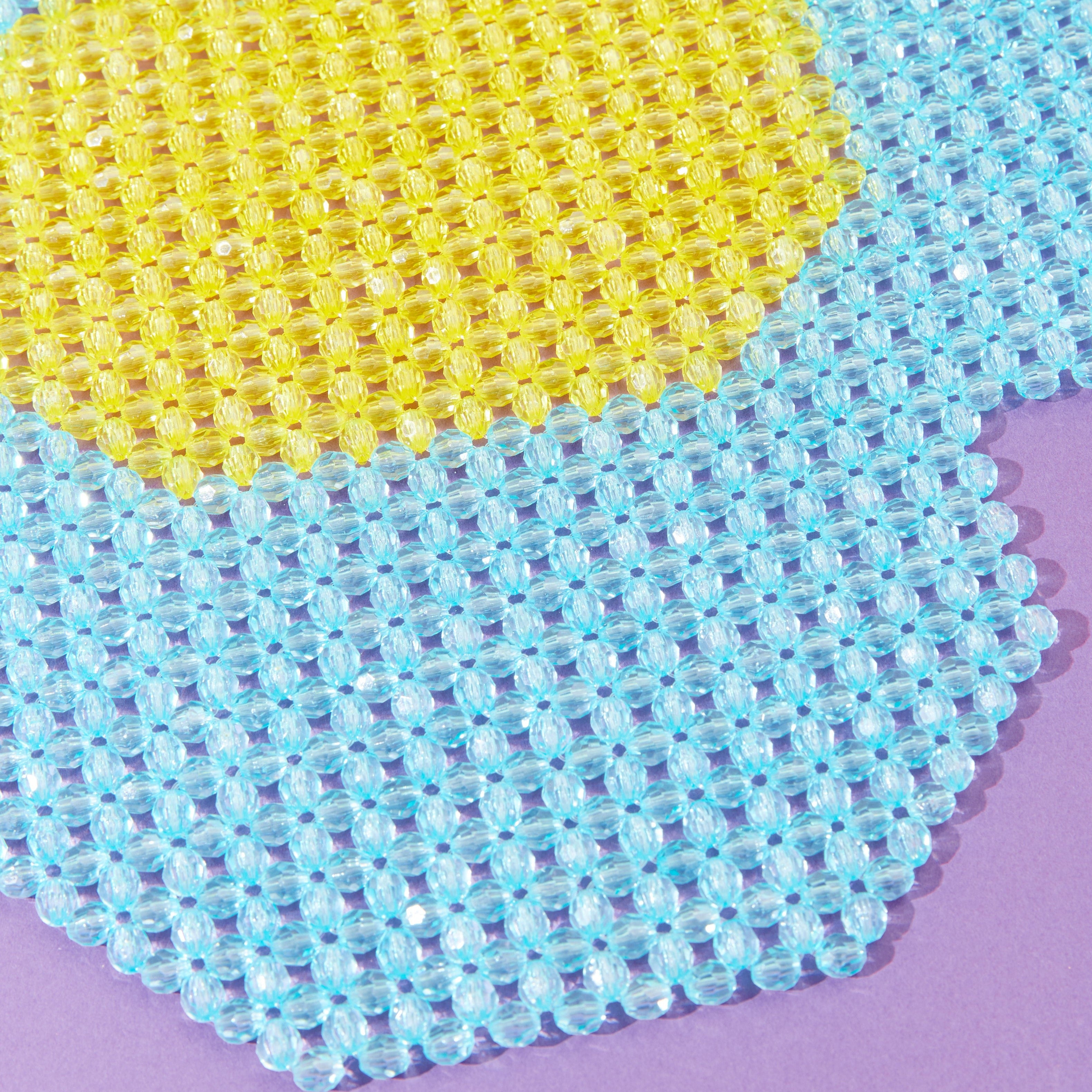 SAMPLE-Table Tale Sparkling Daisy Placemat - Tillie Beads